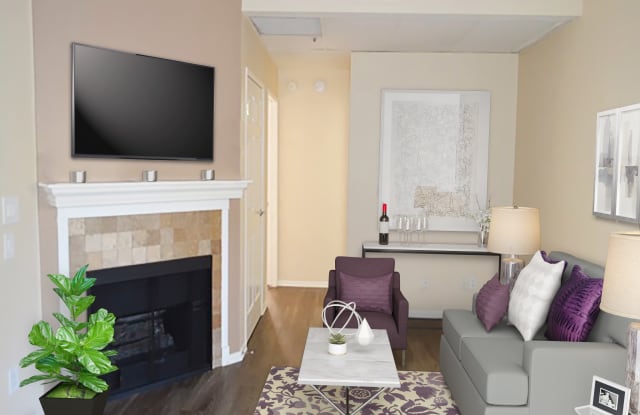 Warner Courtyard Apartments Gallery 2