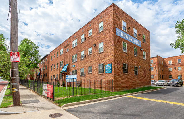 2647 Martin Luther King Junior Avenue Southeast - 303 Gallery 2