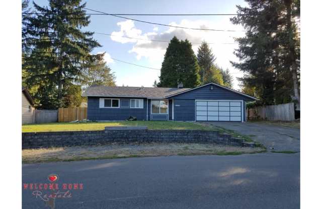 Beautiful Remodeled Rambler!!! Come enjoy this HUGE backyard!! NEW CARPET!! - 4805 30th Court Southeast, Lacey, WA 98503
