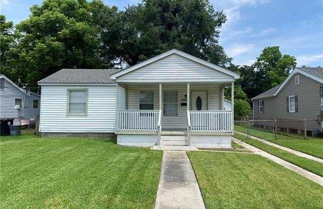 4626 GALLATIN Street photos photos