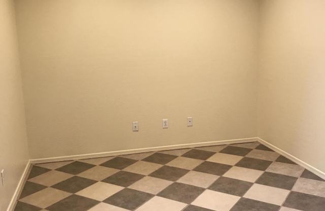 12729 W EARLL Drive Gallery 4