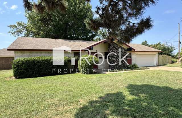 3 Bedroom Home with Brand New Carpet *$300 Off First Month's Rent* photos photos