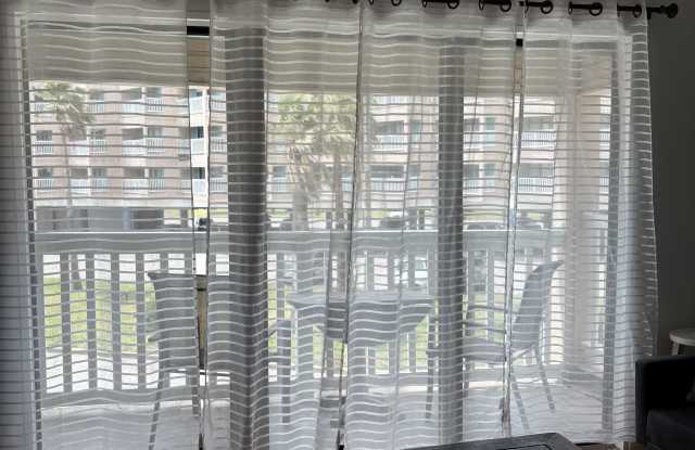3938 Surfside Boulevard Gallery 3