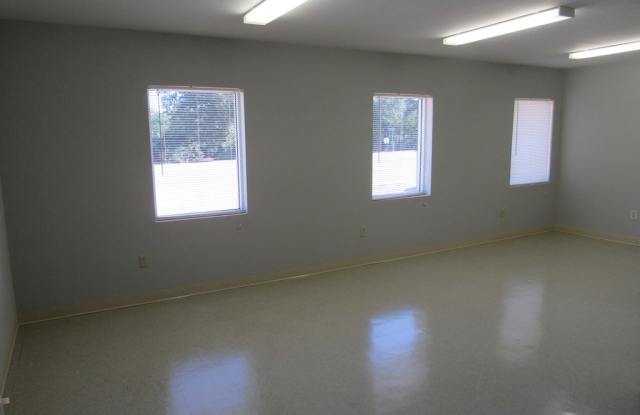 4881 Whiskey Road Gallery 3