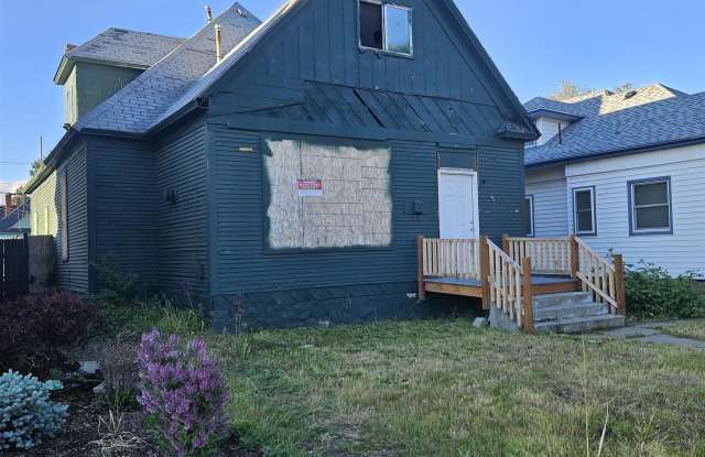 2524 W Dean Ave - 2524 West Dean Avenue, Spokane, WA 99201