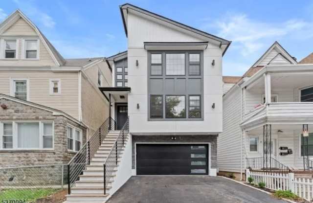 11 South 17th Street photos photos