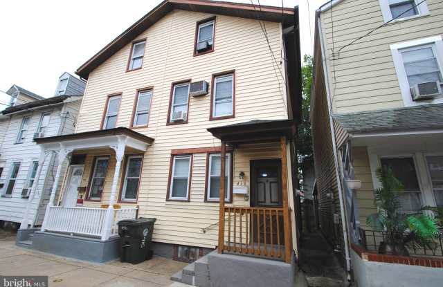 416 LAWRENCE STREET photos photos