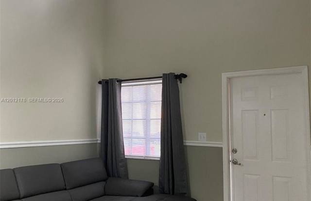 6995 Northwest 173rd Drive Gallery 1