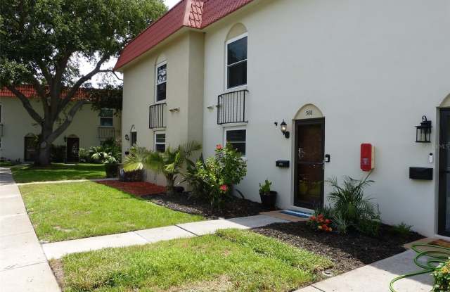 2700 BAYSHORE BOULEVARD photos photos