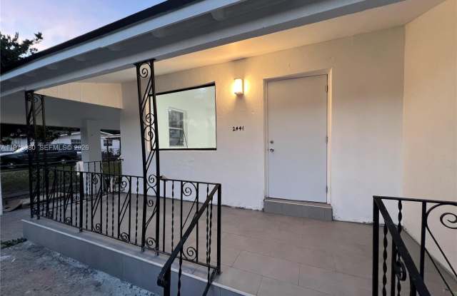 2441 NW 32nd St photos photos 2441 NW 32nd St photos photos