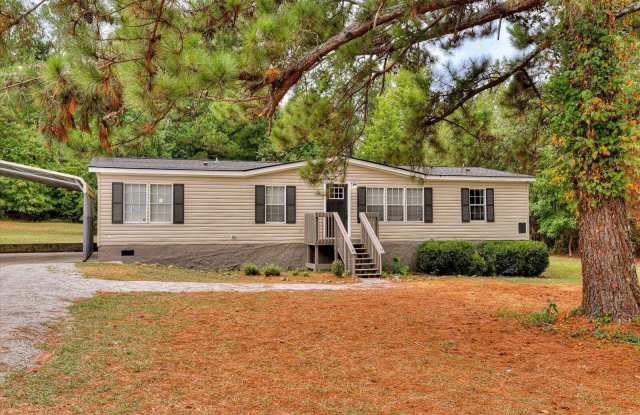 470 CAROLE Drive Gallery 3