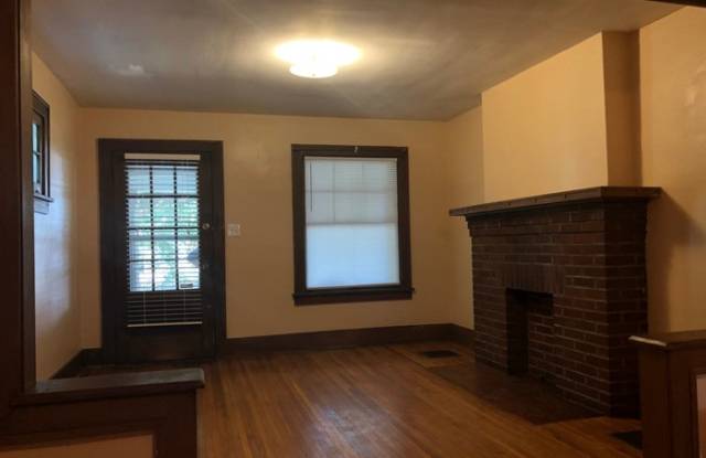 2691 Hibbert Avenue Gallery 4