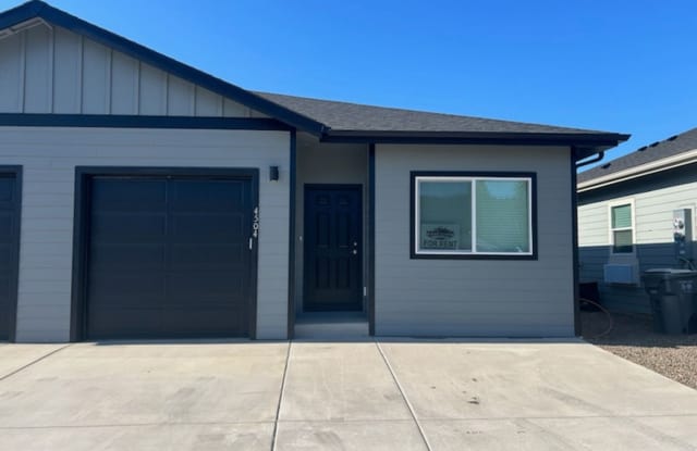 3-bedroom 2-bath Duplex photos photos