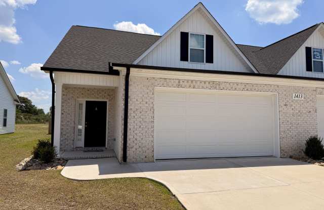 1413 Dorset Drive Gallery 1