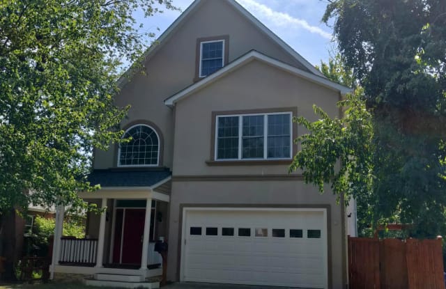 728 18TH STREET S - 728 18th Street South, Arlington, VA 22202