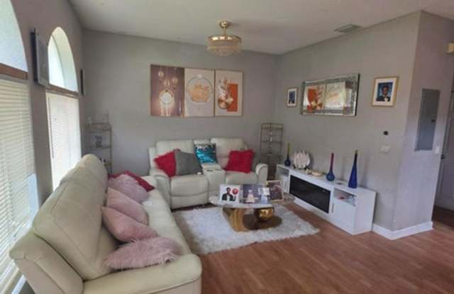 1309 N Santa Catalina Circle, North Lauderdale, FL 33068 - 6312 Gallery 4