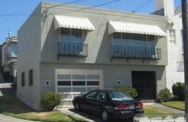 8781 Cayuga Avenue - 8781 Cayuga Avenue, Los Angeles, CA 91352