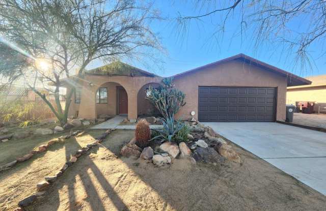 Two Bedroom Home with Garage available NOW! - 6176 Abronia Avenue, Twentynine Palms, CA 92277