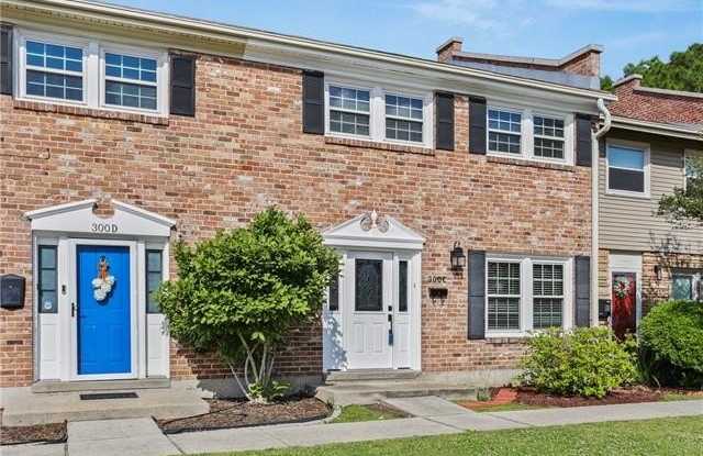 300 TERRY PARKWAY Boulevard Gallery 2