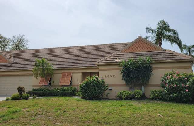 Annual UNfurnished renovated 2/2 villa in gated Bradenton community - 3520 57th Avenue Circle West, Manatee County, FL 34210 Annual UNfurnished renovated 2/2 villa in gated Bradenton community - 3520 57th Avenue Circle West, Manatee County, FL 34210