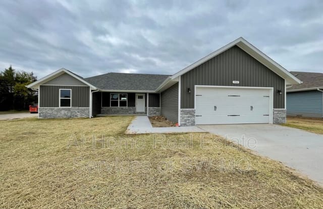 316 E Seminole photos photos