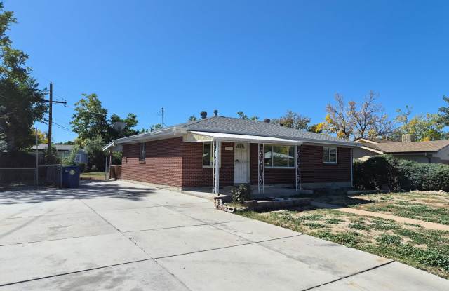 10950 Del Mar Parkway Gallery 2