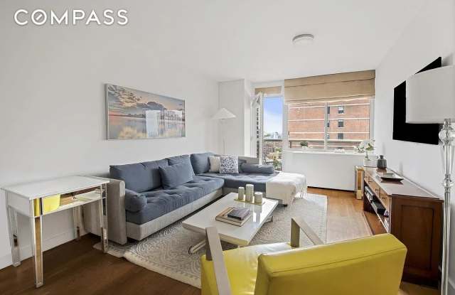 200 East 89th Street - 200 East 89th Street, New York City, NY 10128