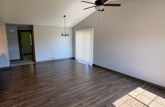 4962 Bluebell Ct Gallery 3