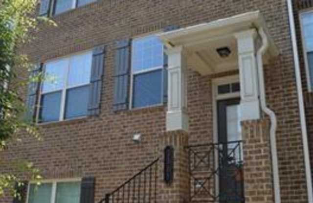 3381 TwinRose Place Gallery 3