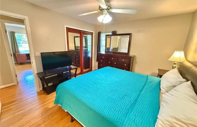 6725 Ridge Moore Drive Gallery 4