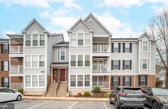 607 HIMES AVE #104 Gallery 1