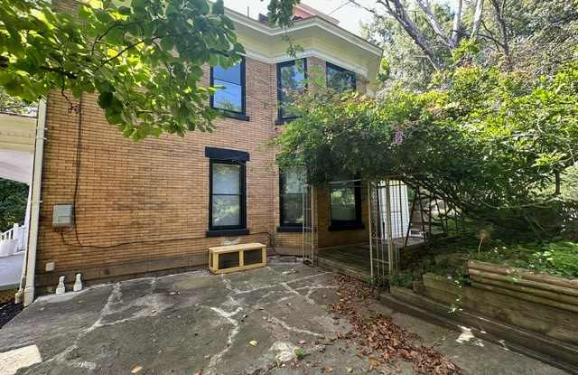 410 West Swissvale Avenue Gallery 2