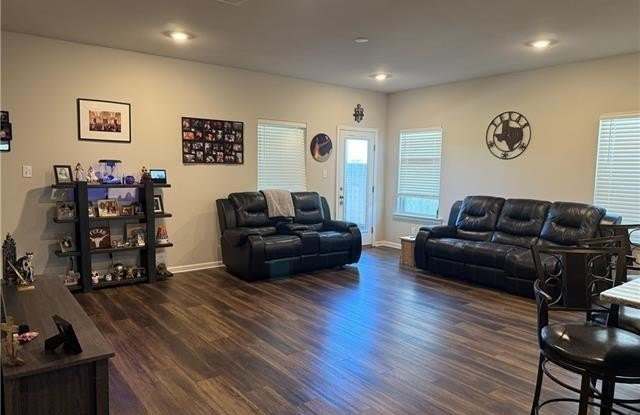 7213 CASCADE CROSS Court Gallery 3