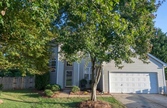 Pet-Friendly! Ballantyne/Blakeney, 4 bedroom-2.5 bath home on beautiful cul-de-sac lot photos photos