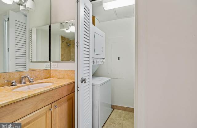 1701 LOCUST STREET photos photos