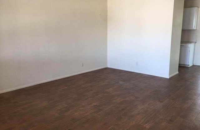 2308 N 51ST Place Gallery 2
