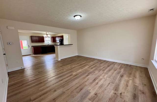 Townhouse for Rent in Beacon Hill Gallery 4