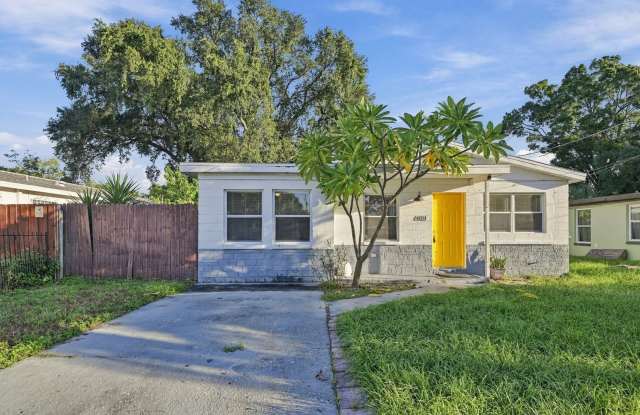 Location! Location! Location! Tampa 3BR/1BA home close to Midtown. Gallery 1