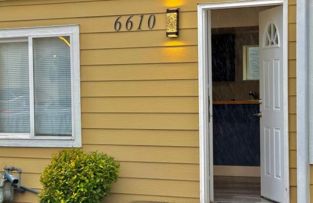 Stunning, Newly Renovated 3BR | 1BA photos photos