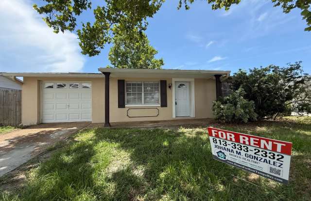 9753 Lake Chrise Ln photos photos