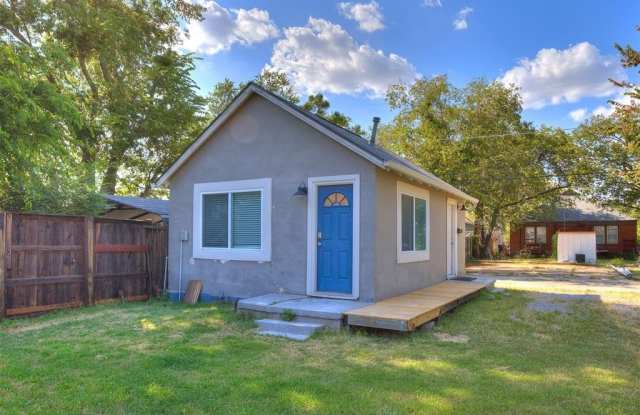 217 E Daws Street photos photos