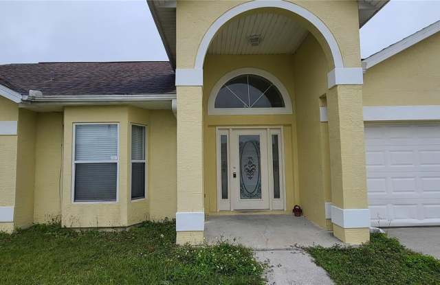 5 BOLTON COURT photos photos