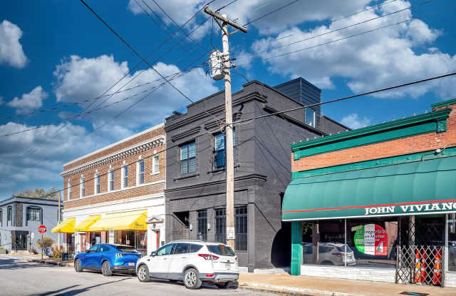 OPPORTUNITY KNOCKS 3 BED 1 BATH 1,400 SF ± Apartment in The Hill — Private Patio, Hardwood Floors  Renovated Kitchen photos photos