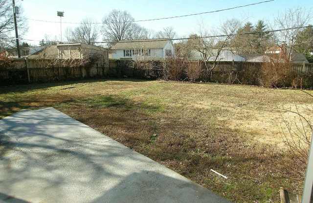 2808 BUXMONT LANE Gallery 4
