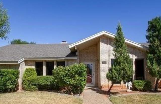 3802 Hillcrest Dr - 3802 Hillcrest Dr, San Angelo, TX 76904