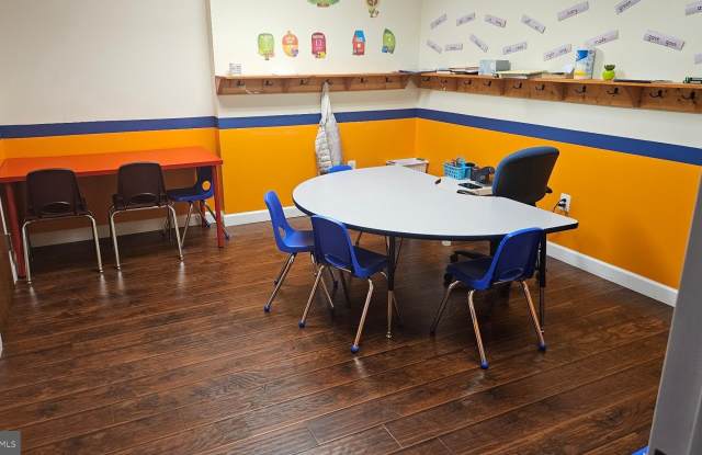 43130 AMBERWOOD PLZ unit: 160 photos photos