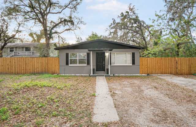 Fully Renovated 3-Bedroom Home with Big Fully Fenced Backyard! photos photos