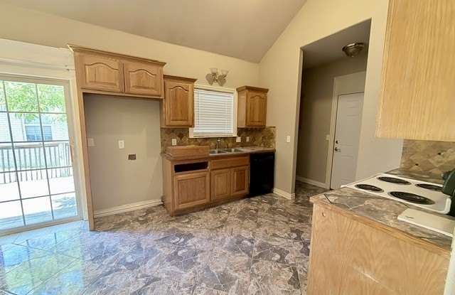 6271 W Milliken Bend Gallery 3