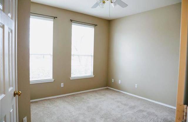 2417 Champlain Way Gallery 4