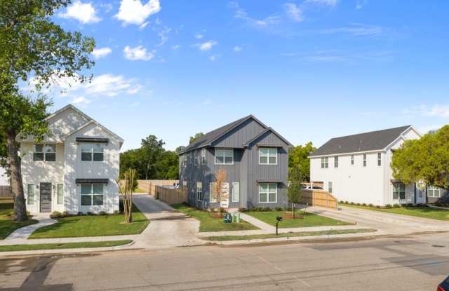 2310 South 4th Street - 1 photos photos